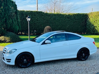 Used Mercedes-Benz C Class 2014 for sale - 77231010: Photo