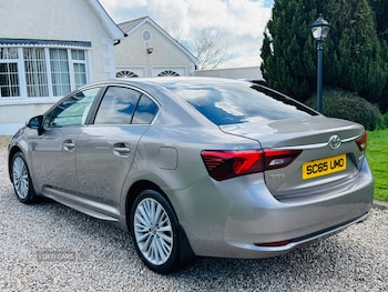 Used Toyota Avensis 2015 for sale - 79085312: Photo