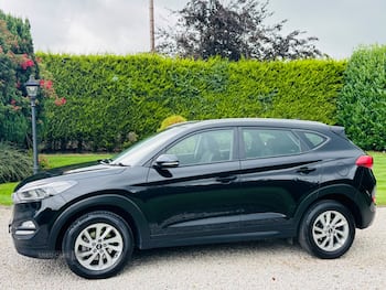Used Hyundai TUCSON 2017 for sale - 79633426: Photo