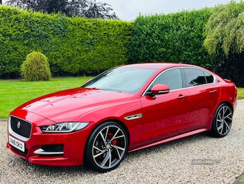 Used Jaguar XE 2016 for sale - 79362882: Photo