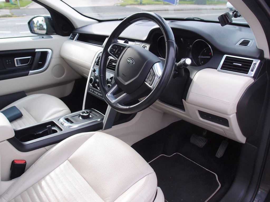 Used Land Rover Discovery Sport 2018 for sale - 76132505: Photo 10