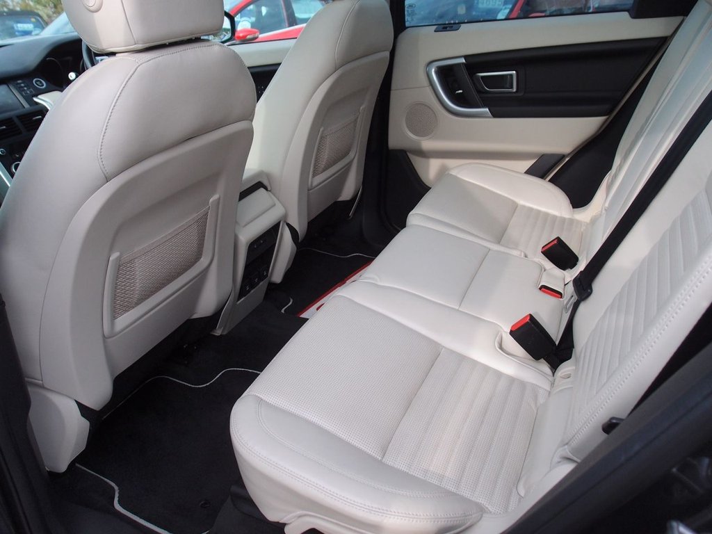 Used Land Rover Discovery Sport 2018 for sale - 76132505: Photo 11