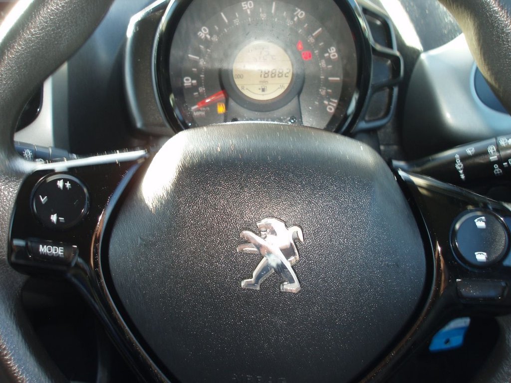 Used Peugeot 108 2016 for sale - 76923711: Photo 13