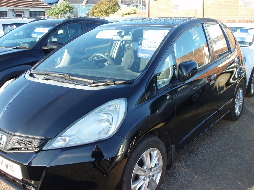 Used Honda Jazz 2011 for sale - 76655274: Photo 1