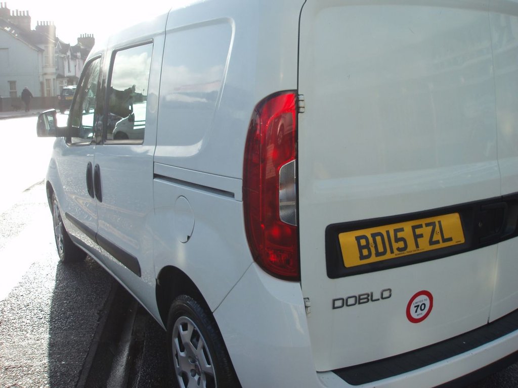 Used Fiat Doblo 2015 for sale - 77101058: Photo 8