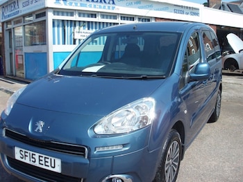 Used Peugeot Partner Tepee 2015 for sale - 79210351: Photo