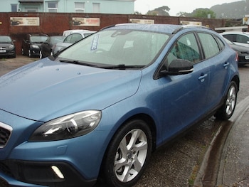 Used Volvo V40 Cross Country 2015 for sale - 78672536: Photo