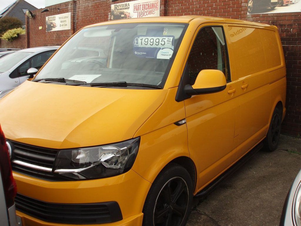 Used Volkswagen Transporter 2018 for sale - 76711092: Photo 1