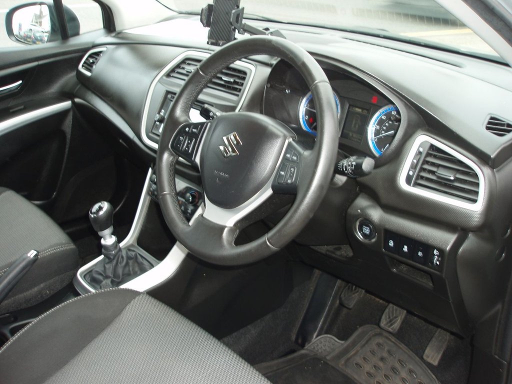 Used Suzuki SX4 S-Cross 2015 for sale - 77748940: Photo 10