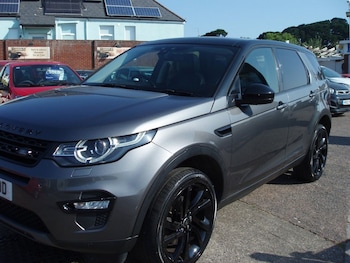 Used Land Rover Discovery Sport 2017 for sale - 79313653: Photo