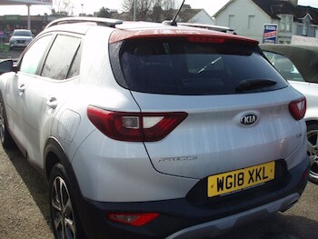 Used Kia Stonic 2018 for sale - 77667182: Photo