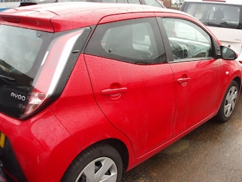 Used Toyota AYGO 2017 for sale - 76510271: Photo
