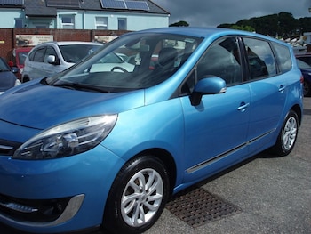 Used Renault Grand Scenic 2013 for sale - 78124150: Photo