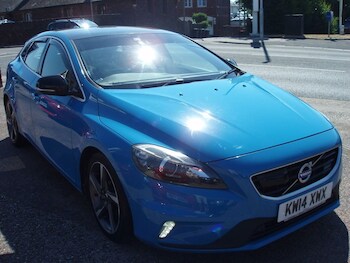Used Volvo V40 2014 for sale - 79155543: Photo