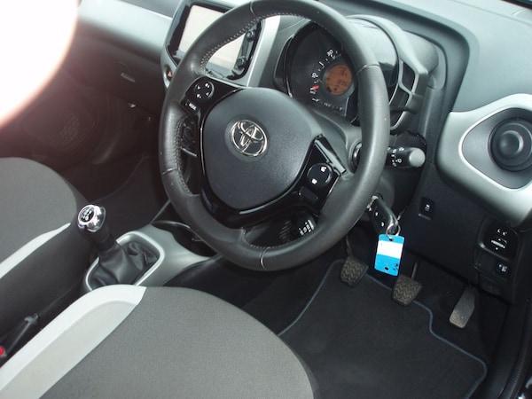 Used Toyota AYGO 2016 for sale - 76210314: Photo 10