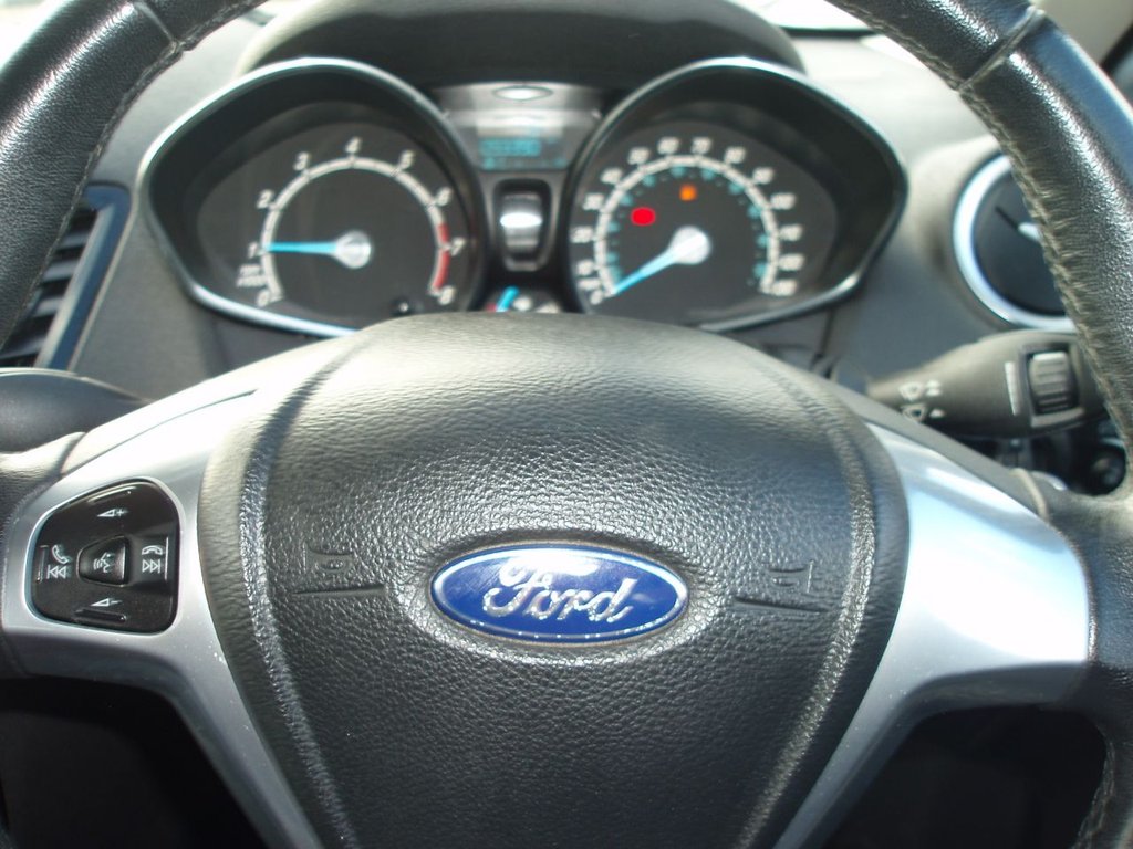 Used Ford Fiesta 2014 for sale - 76848064: Photo 15