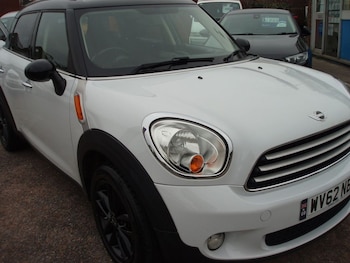 2012 (62) - 1.6 Cooper SUV 5dr Petrol Manual Euro 5 (s/s) (122 ps)