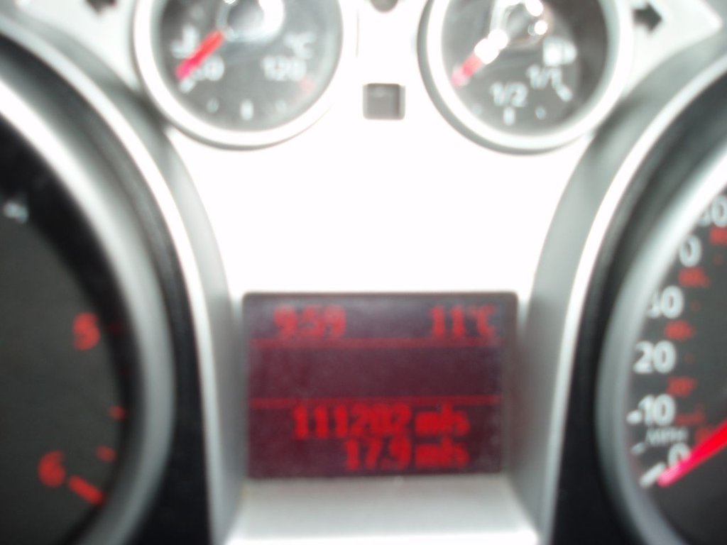 Used Ford Focus 2010 for sale - 75891744: Photo 14