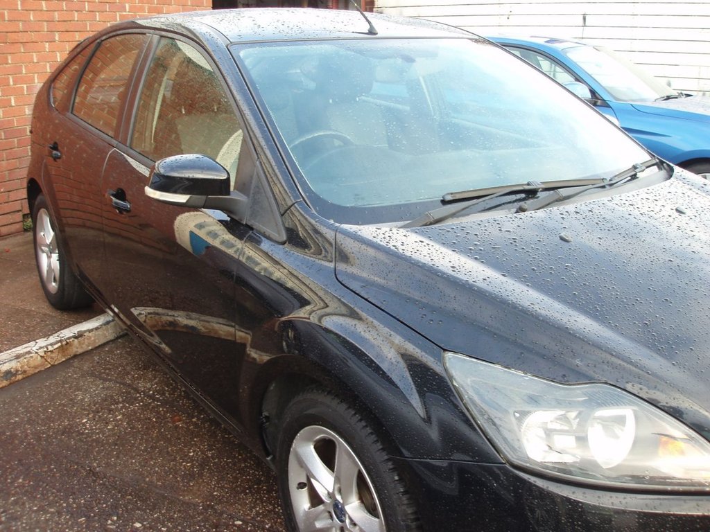 Used Ford Focus 2010 for sale - 75891744: Photo 5