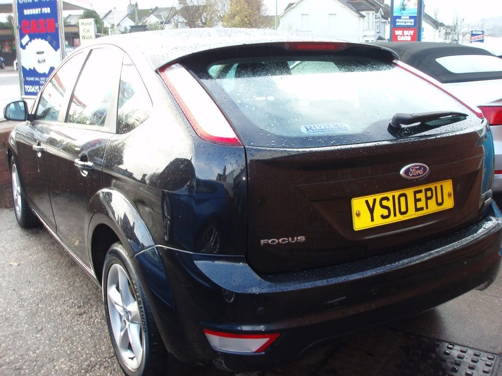 Used Ford Focus 2010 for sale - 75891744: Photo 6