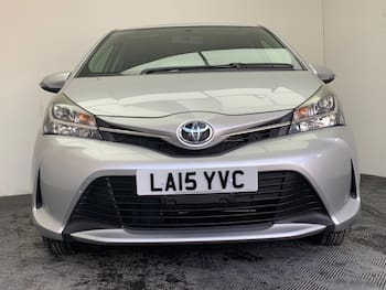 Used Toyota Yaris 2015 for sale - 79821538: Photo