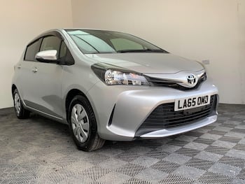 Used Toyota Yaris 2015 for sale - 79657673: Photo