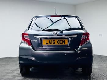 Used Toyota Yaris 2015 for sale - 79657710: Photo