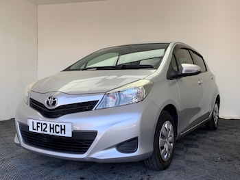 Used Toyota Yaris 2012 for sale - 79645222: Photo