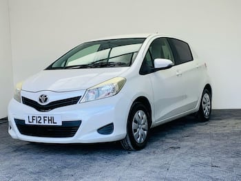Used Toyota Yaris 2012 for sale - 79657808: Photo
