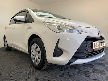 Used Toyota Yaris 2018 for sale - 79645517: Photo
