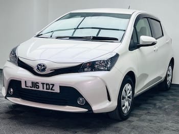 Used Toyota Yaris 2016 for sale - 79657695: Photo