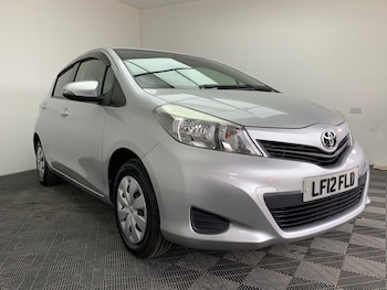 Used Toyota Yaris 2012 for sale - 79646083: Photo