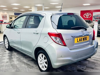 Used Toyota Yaris 2011 for sale - 79645687: Photo