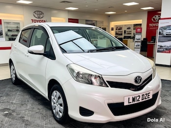 Used Toyota Yaris 2012 for sale - 79645688: Photo