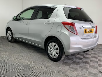 Used Toyota Yaris 2012 for sale - 79751275: Photo