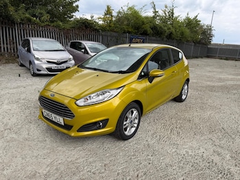 Used Ford Fiesta 2015 for sale - 79645447: Photo
