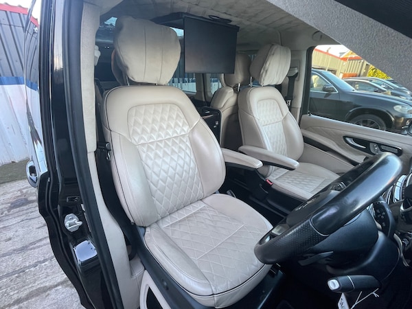 Used Mercedes-Benz V-Class 2015 for sale - 76234847: Photo 16