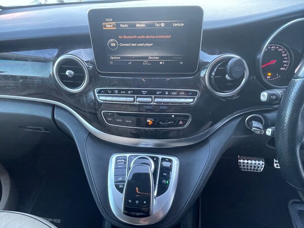 Used Mercedes-Benz V-Class 2015 for sale - 76234847: Photo 28