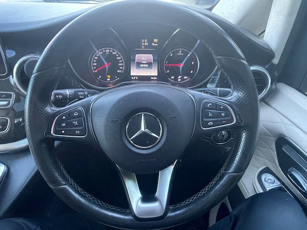 Used Mercedes-Benz V-Class 2015 for sale - 76234847: Photo 29