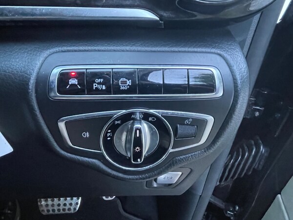 Used Mercedes-Benz V-Class 2015 for sale - 76234847: Photo 30