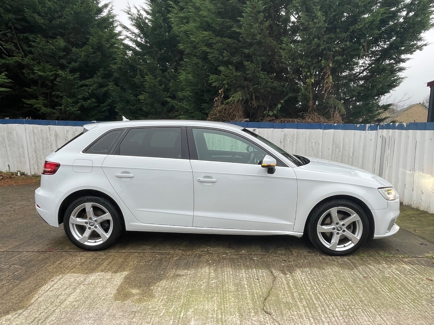 Used Audi A3 2018 for sale - 76577431: Photo 2