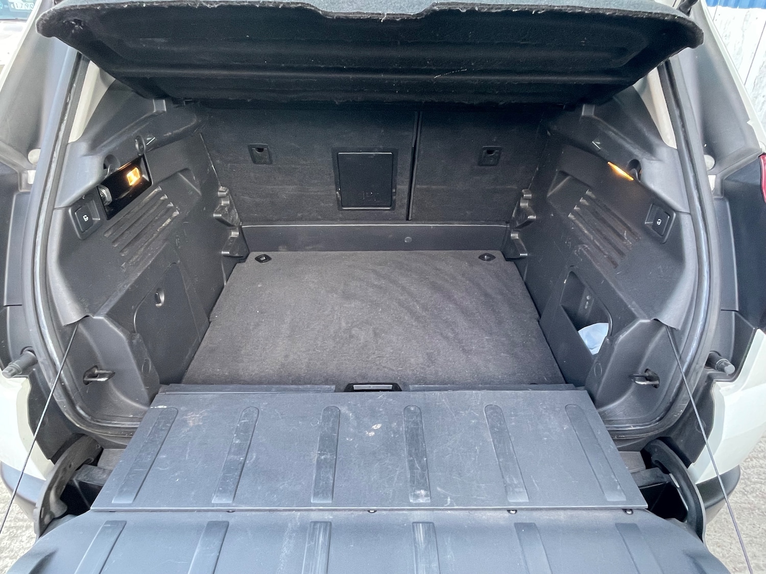 Used Peugeot 3008 2014 for sale - 76234850: Photo 28