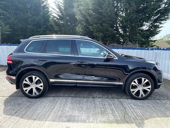 Used Volkswagen Touareg 2016 for sale - 78566242: Photo