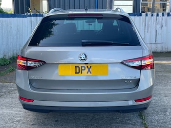 Used Skoda Superb 2015 for sale - 78820324: Photo