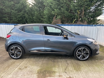 Used Renault Clio 2019 for sale - 76685546: Photo