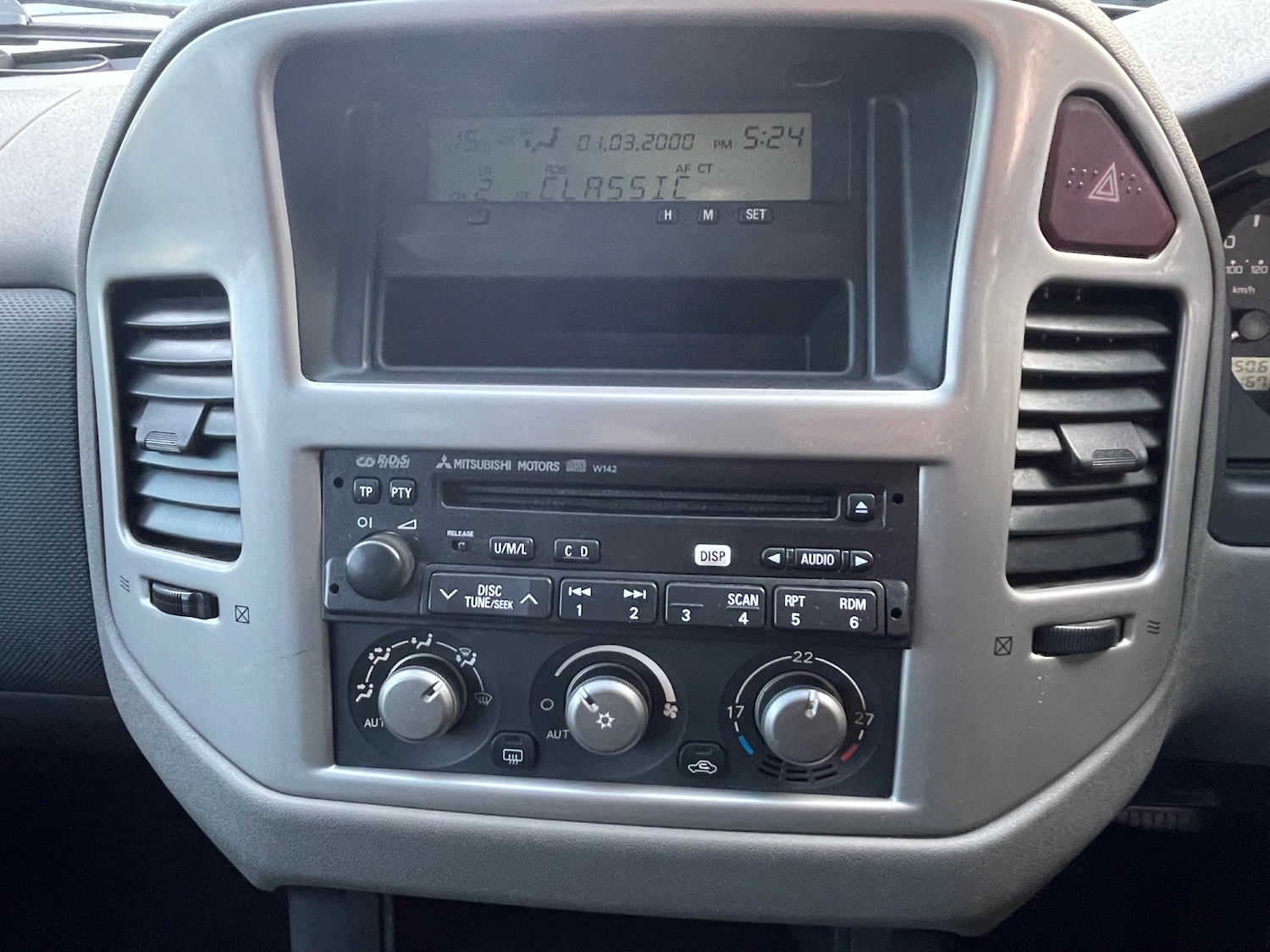 Used Mitsubishi Shogun 2003 for sale - 76438896: Photo 25