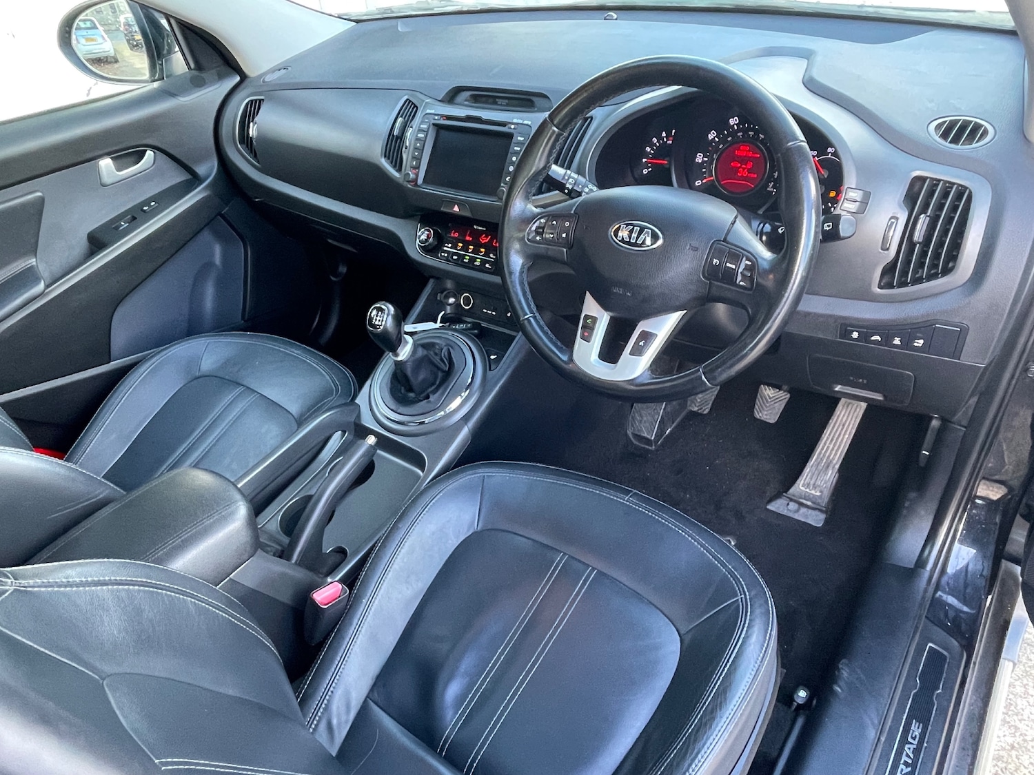 Used Kia Sportage 2013 for sale - 76395609: Photo 2