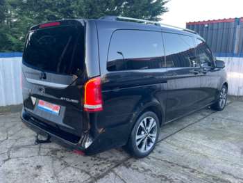 Used Mercedes-Benz V-Class 2015 for sale - 74122053: Photo