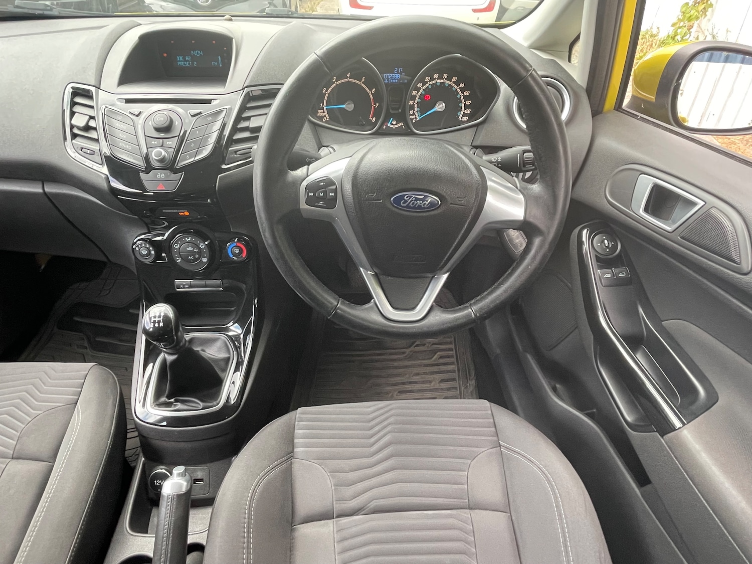Used Ford Fiesta 2013 for sale - 76234855: Photo 11