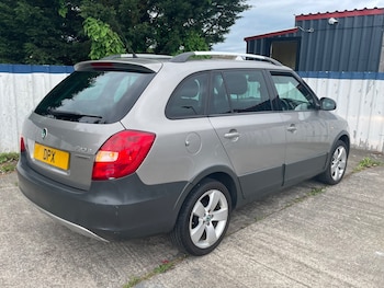 Used Skoda Fabia 2011 for sale - 76234857: Photo